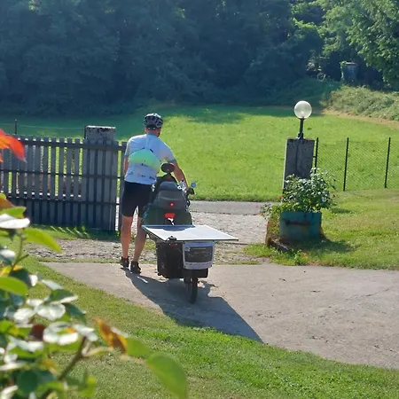 Couette-café Cuei Di Baret